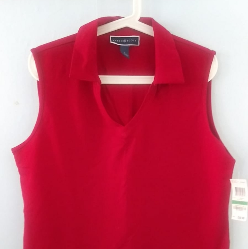 Red Sleeveless Blouse